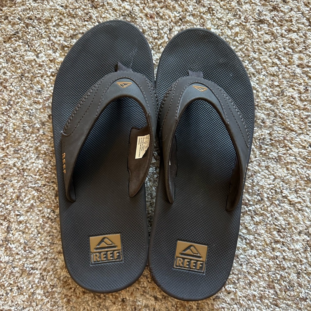 Men’s Reef Fanning Flip Flips with bottle opener - size 12
